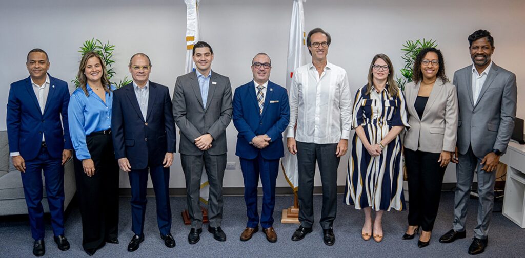 ADOFINTECH y BARNA publican primer Libro Blanco de Insurtech en República Dominicana